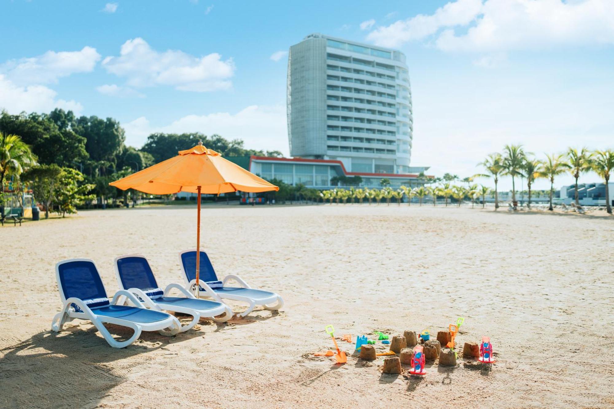 Hotel Lexis Hibiscus Port Dickson Esterno foto