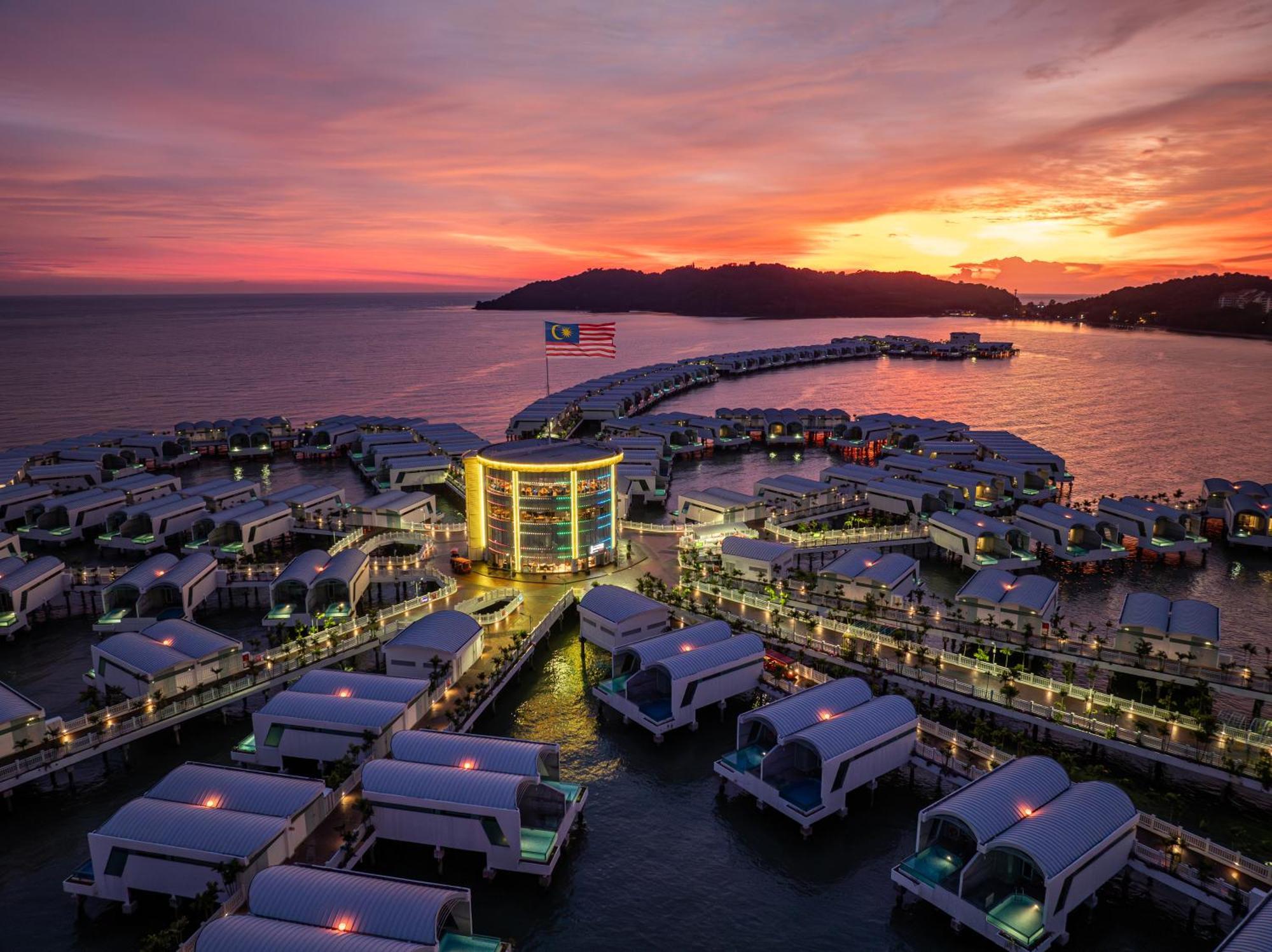 Hotel Lexis Hibiscus Port Dickson Esterno foto